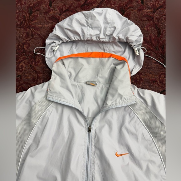 Y2K Nike Swoosh Windbreaker - Picture 5 of 5